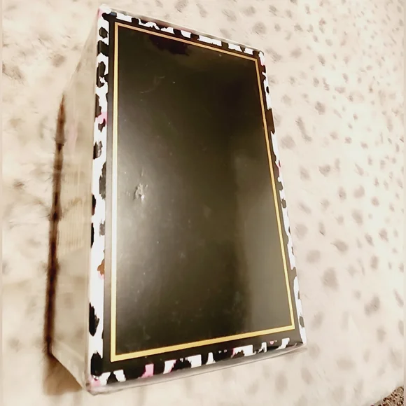 I love Juicy Couture Eau De Parfum Spray 3.4 Oz./ 100 Ml for Women - Picture 10 of 15